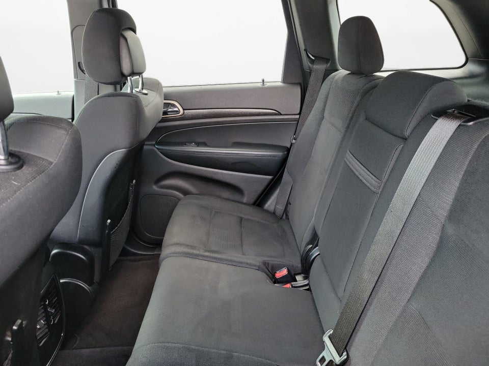 2017 Jeep Grand Cherokee Laredo 4x4