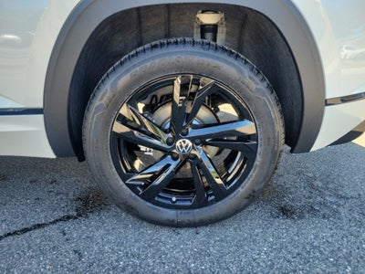 2026 Volkswagen Atlas Cross Sport SEL R-Line Black