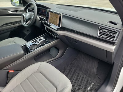 2026 Volkswagen Atlas Cross Sport SEL R-Line Black