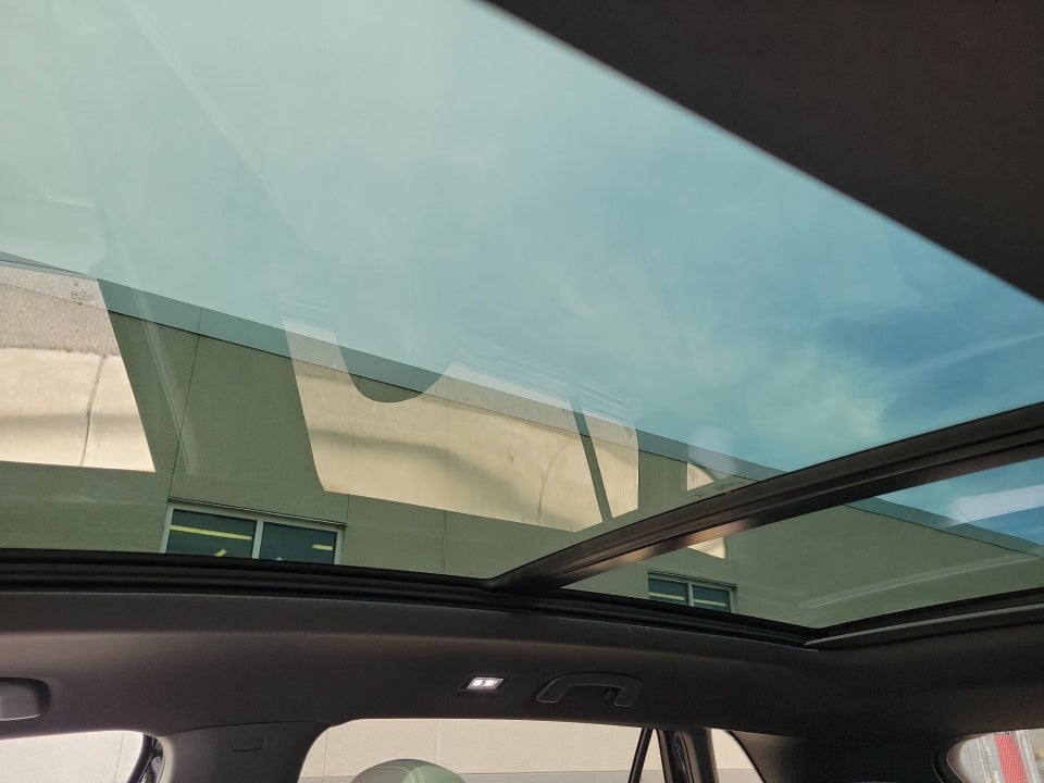 2026 Volkswagen Atlas Cross Sport SEL R-Line Black