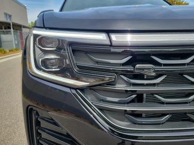 2026 Volkswagen Atlas Cross Sport SEL R-Line Black