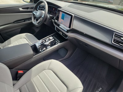 2026 Volkswagen Atlas Cross Sport SEL R-Line Black