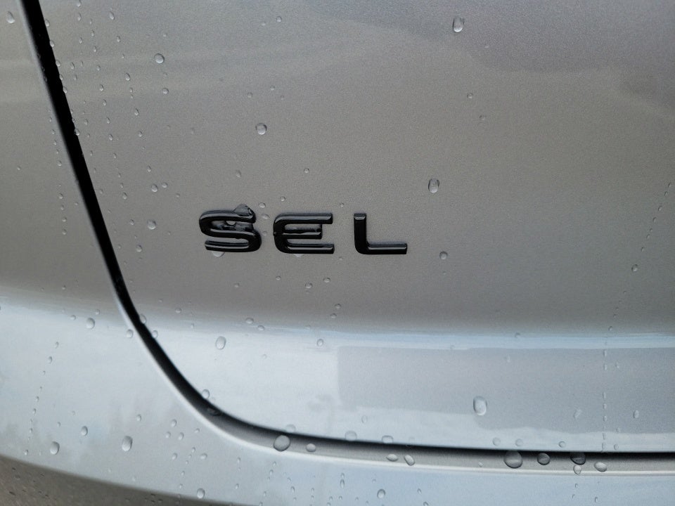 2026 Volkswagen Atlas Cross Sport SEL R-Line Black