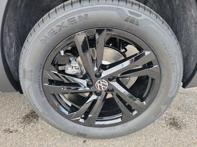 2026 Volkswagen Atlas Cross Sport SEL R-Line Black