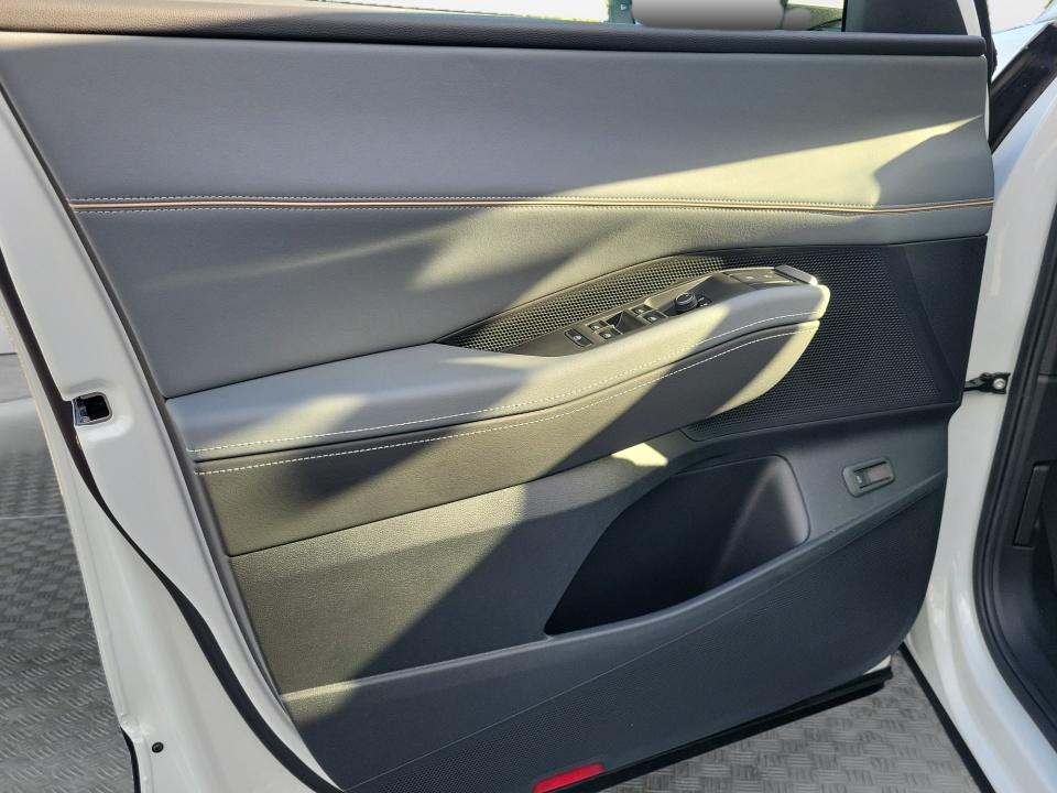 2027 Volkswagen Atlas SE