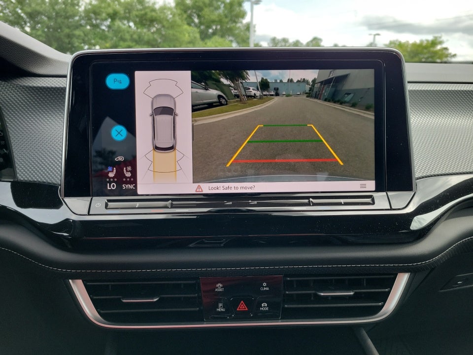 2025 Volkswagen Atlas Cross Sport 2.0T SEL