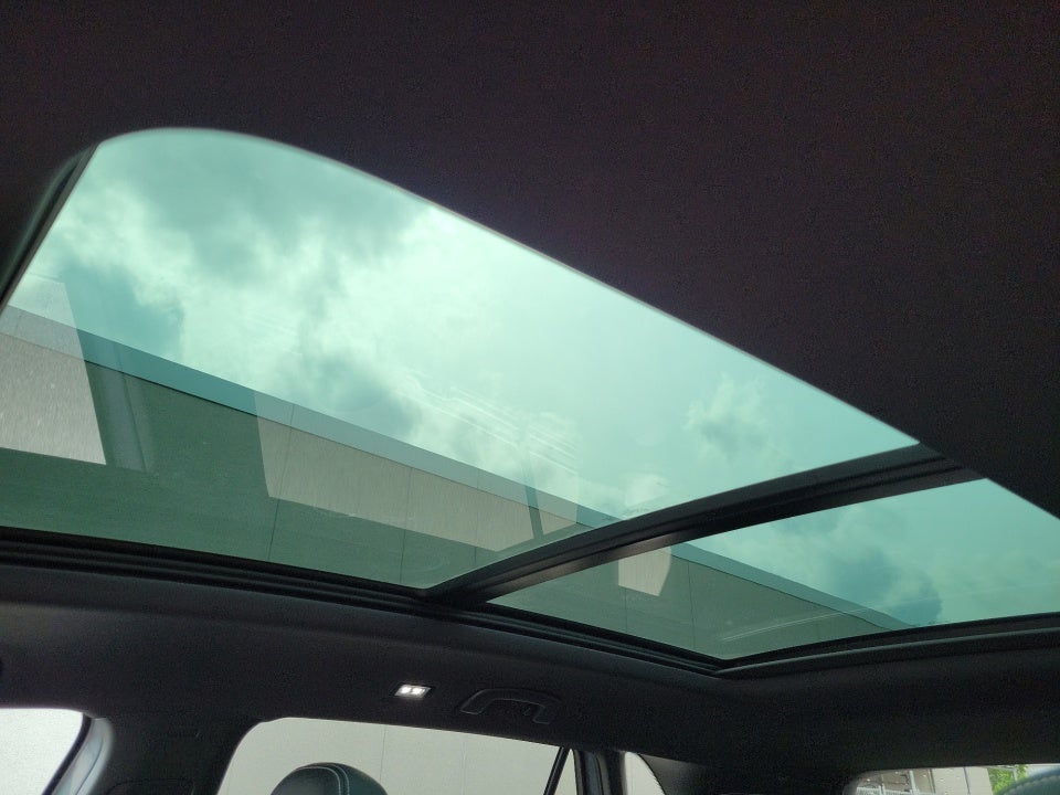 2025 Volkswagen Atlas Cross Sport 2.0T SEL