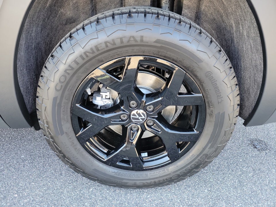 2026 Volkswagen Atlas Peak Edition