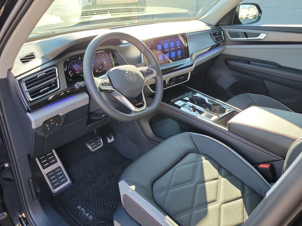 2026 Volkswagen Atlas Peak Edition
