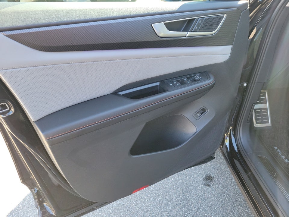 2026 Volkswagen Atlas Peak Edition