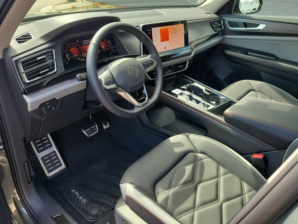 2026 Volkswagen Atlas Peak Edition