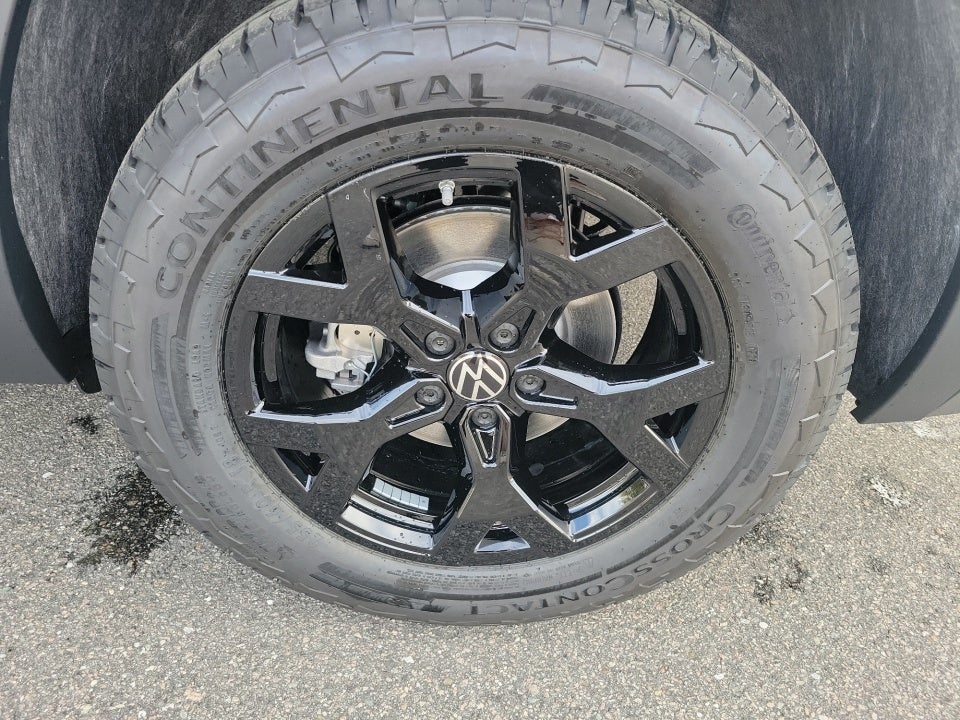 2026 Volkswagen Atlas Peak Edition