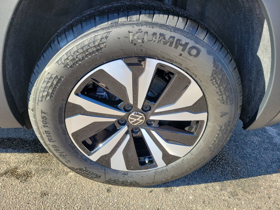 2026 Volkswagen Atlas SE