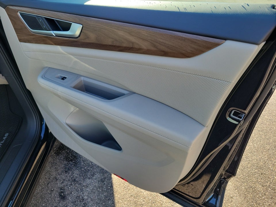 2026 Volkswagen Atlas SE