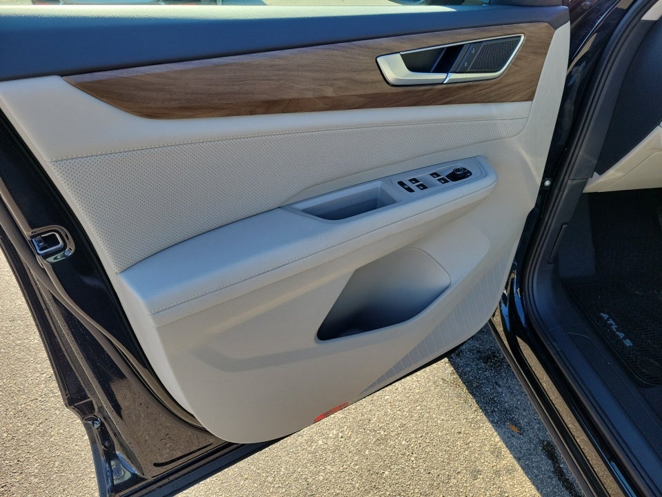 2026 Volkswagen Atlas SE