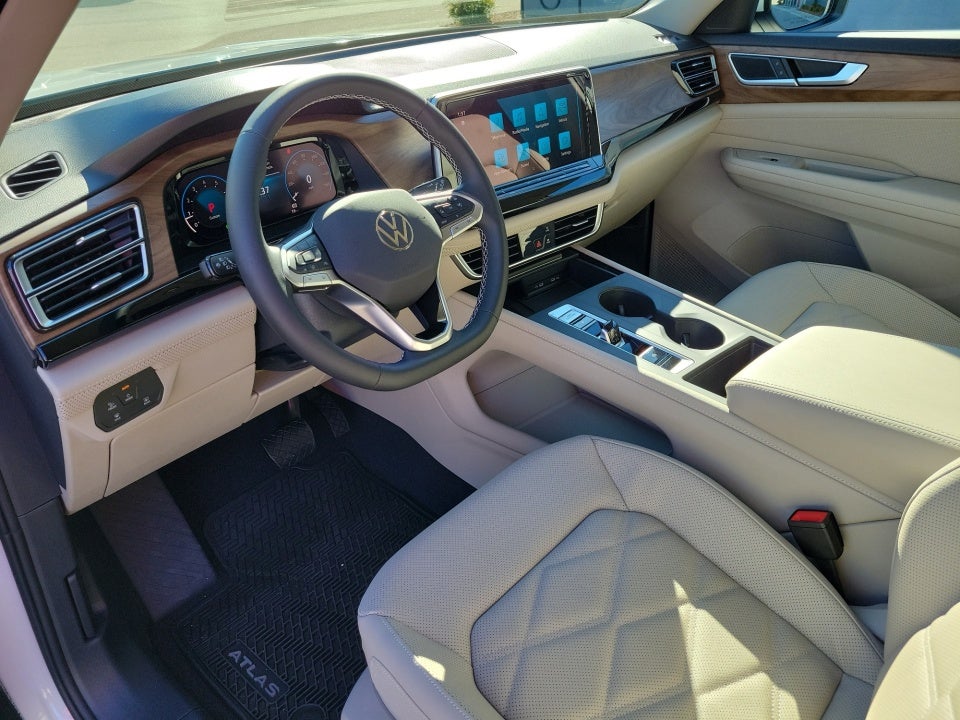 2026 Volkswagen Atlas SE