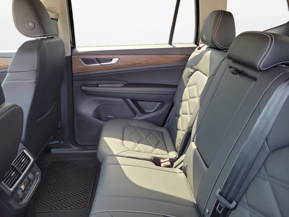 2026 Volkswagen Atlas SE