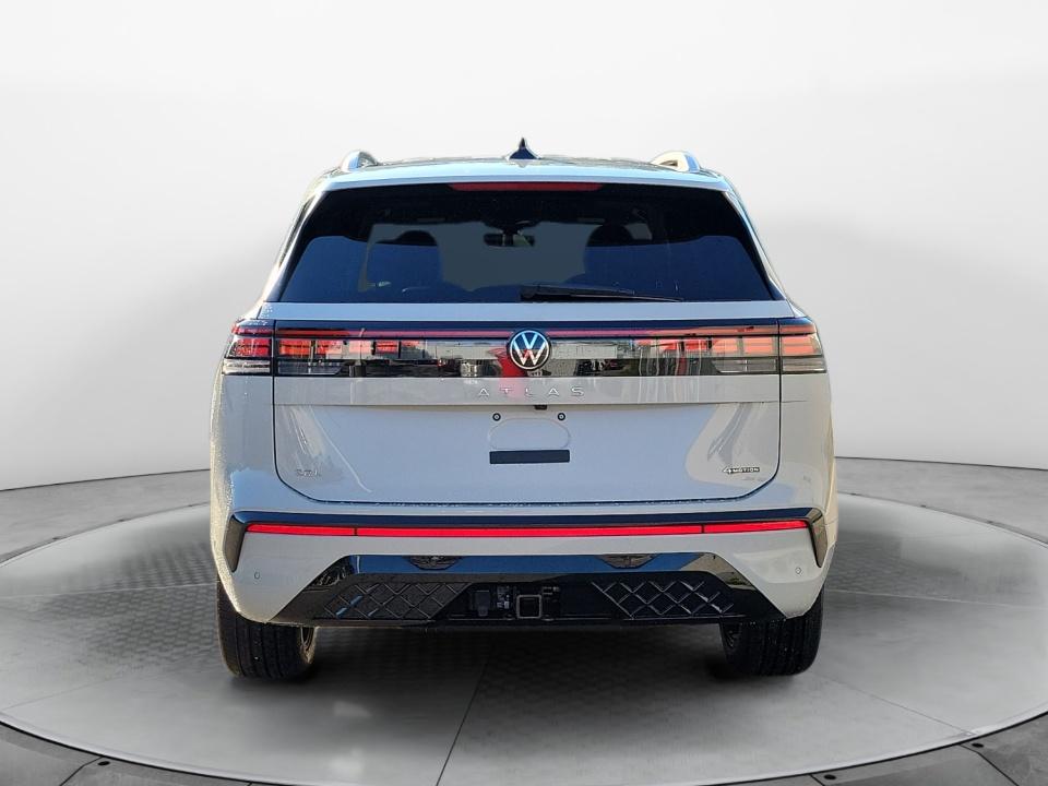 2027 Volkswagen Atlas SEL Premium R-Line