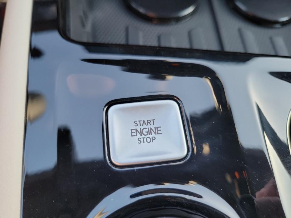 2027 Volkswagen Atlas SEL Premium R-Line