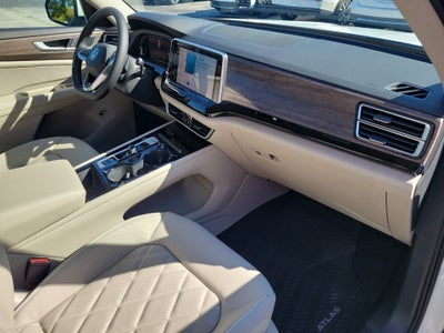 2026 Volkswagen Atlas SEL Premium R-Line