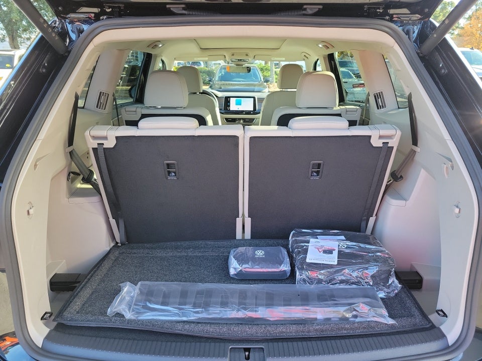 2026 Volkswagen Atlas SEL Premium R-Line