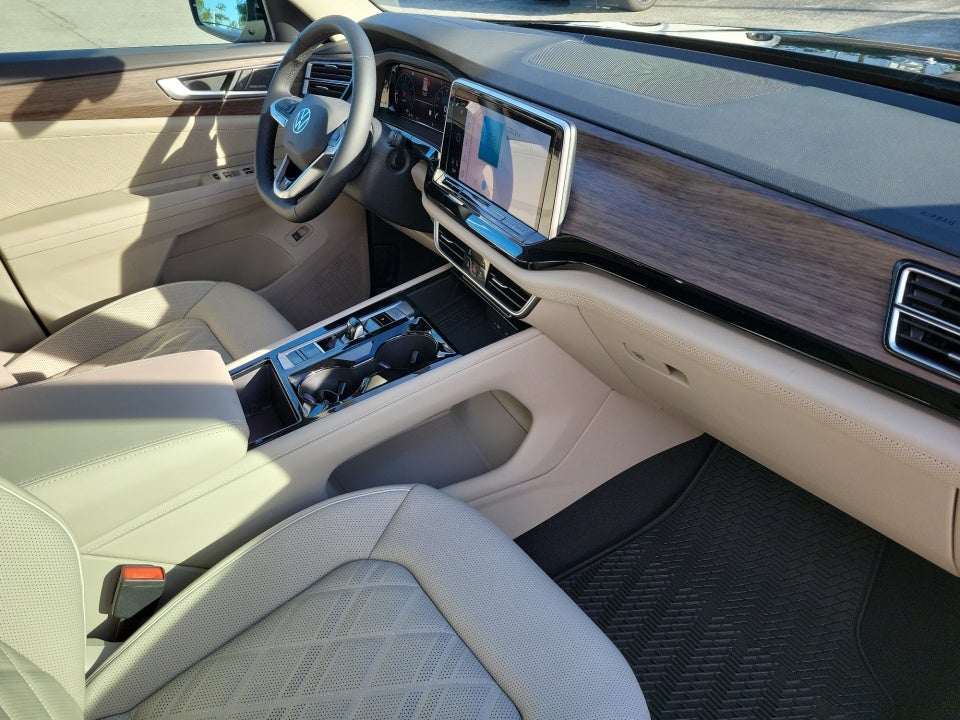 2026 Volkswagen Atlas SEL Premium R-Line