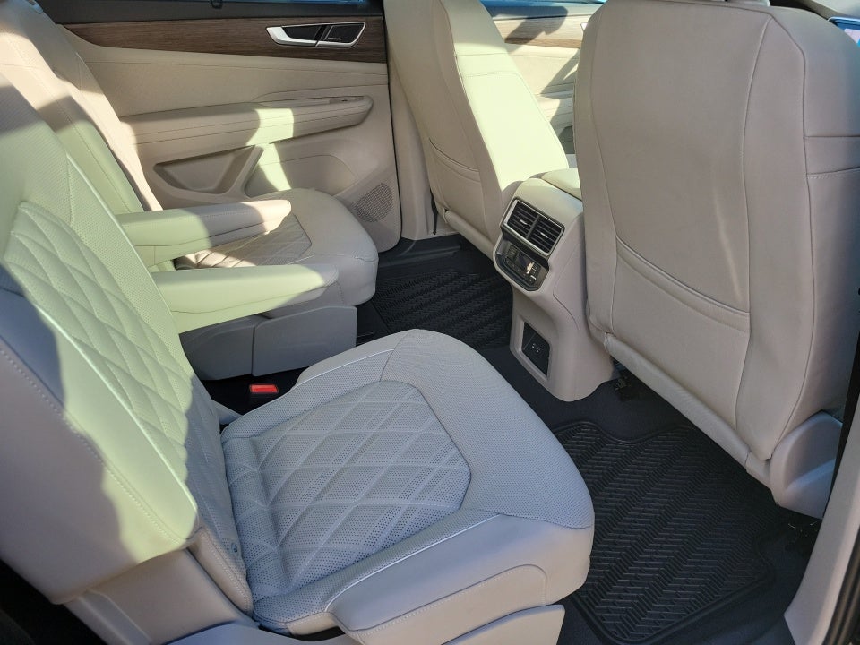 2026 Volkswagen Atlas SEL Premium R-Line