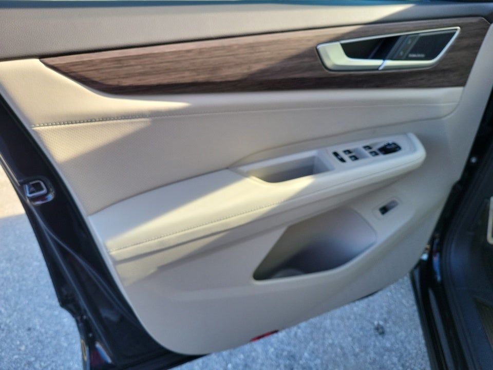 2026 Volkswagen Atlas SEL Premium R-Line