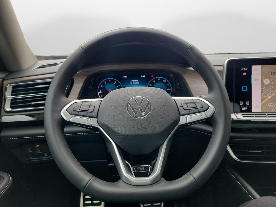 2026 Volkswagen Atlas SEL Premium R-Line