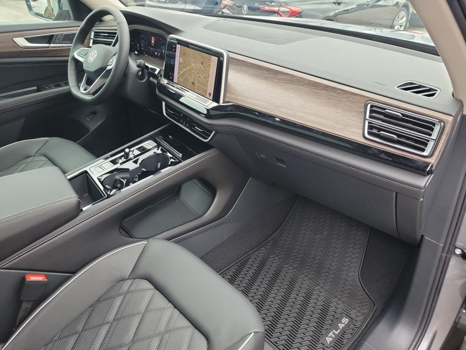 2026 Volkswagen Atlas SEL Premium R-Line