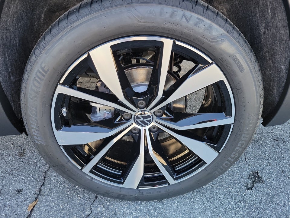 2026 Volkswagen Atlas SEL Premium R-Line