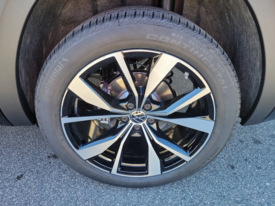 2026 Volkswagen Atlas SEL Premium R-Line