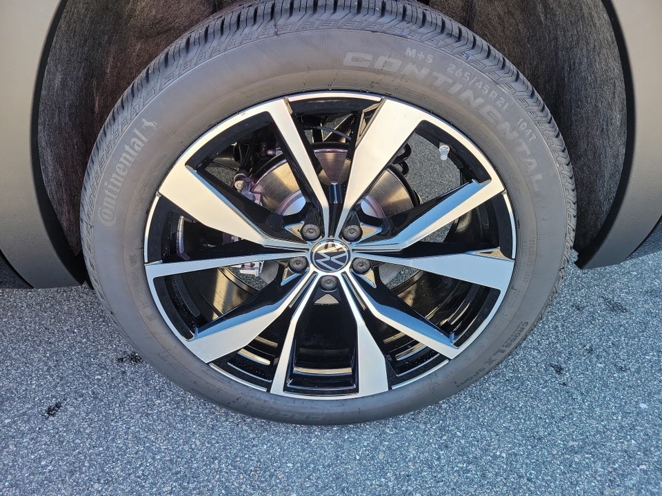 2026 Volkswagen Atlas SEL Premium R-Line