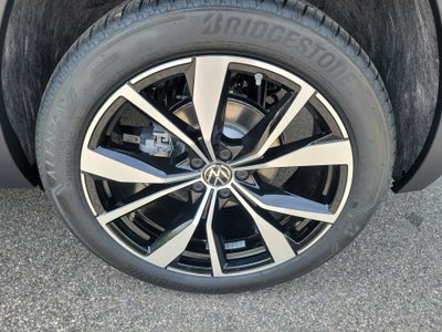 2026 Volkswagen Atlas SEL Premium R-Line