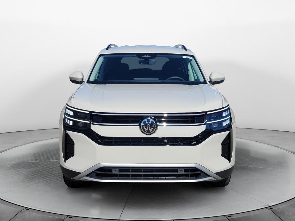 2027 Volkswagen Atlas SE w/Technology
