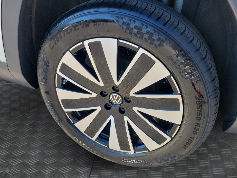 2027 Volkswagen Atlas SE w/Technology