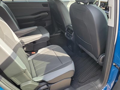 2027 Volkswagen Atlas SE w/Technology