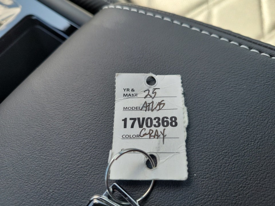 2025 Volkswagen Atlas Cross Sport 2.0T SE w/Technology