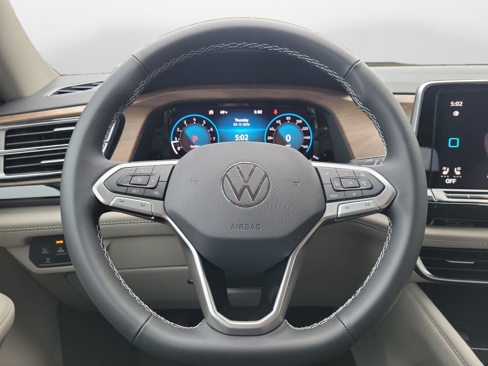 2026 Volkswagen Atlas SE with Technology