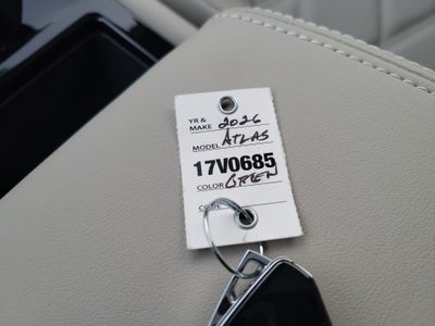 2026 Volkswagen Atlas SE with Technology