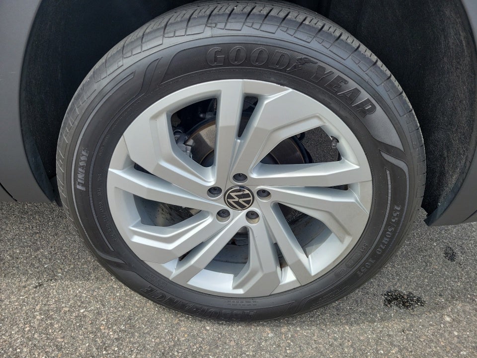 2023 Volkswagen Atlas 2.0T SE w/Technology