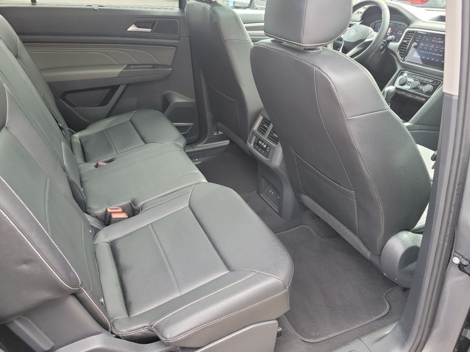 2023 Volkswagen Atlas 2.0T SE w/Technology