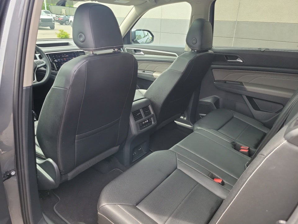 2023 Volkswagen Atlas 2.0T SE w/Technology
