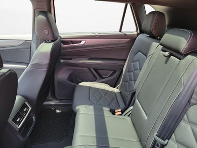 2025 Volkswagen Atlas Cross Sport 2.0T SE w/Technology