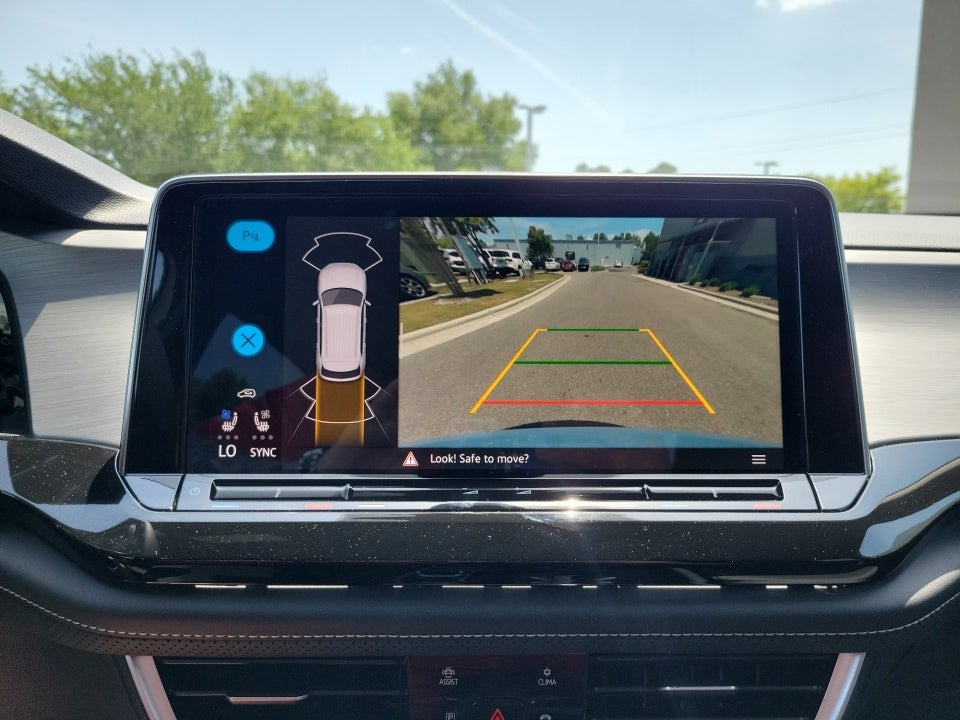 2025 Volkswagen Atlas Cross Sport 2.0T SE w/Technology