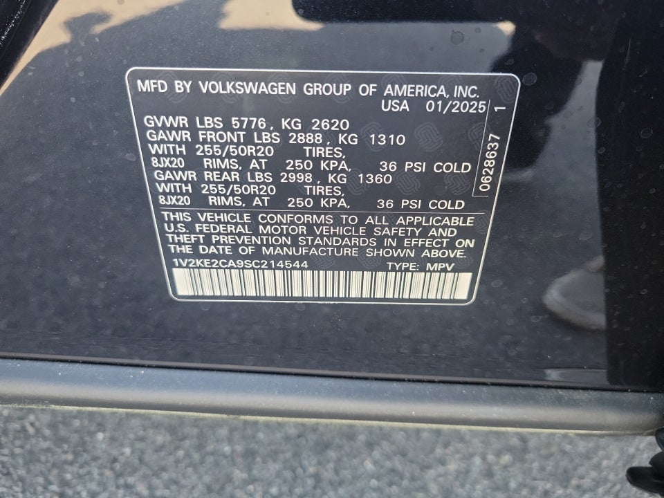 2025 Volkswagen Atlas Cross Sport 2.0T SE w/Technology