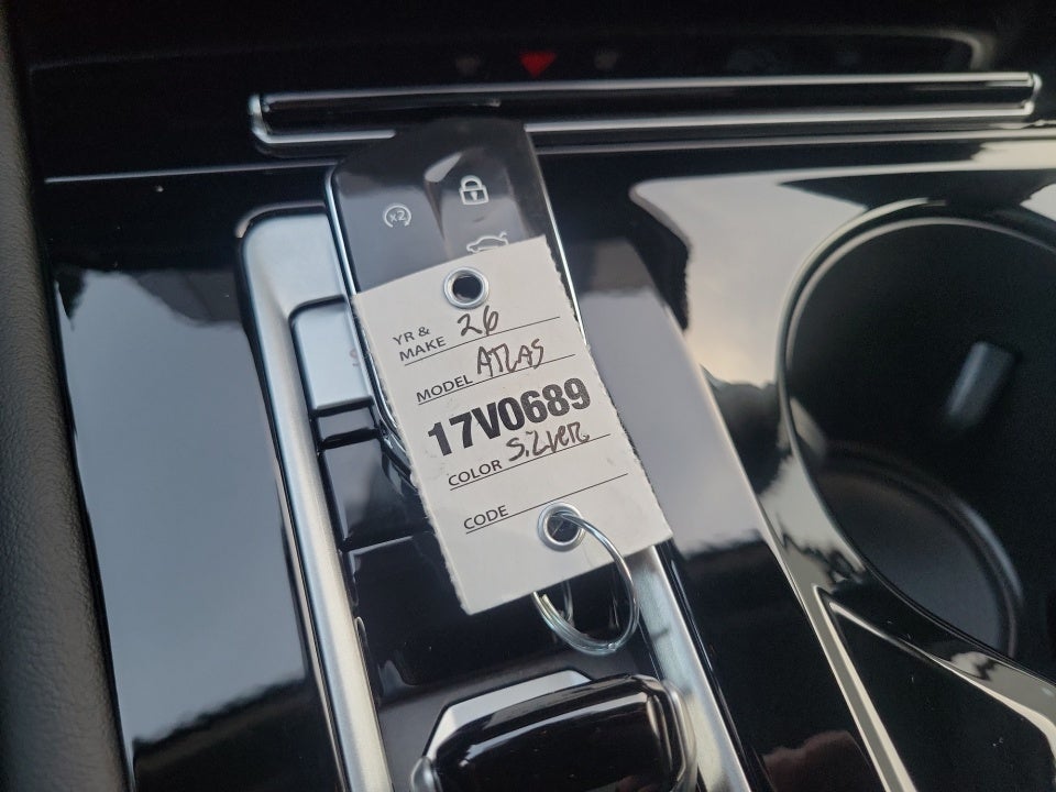 2026 Volkswagen Atlas SE with Technology