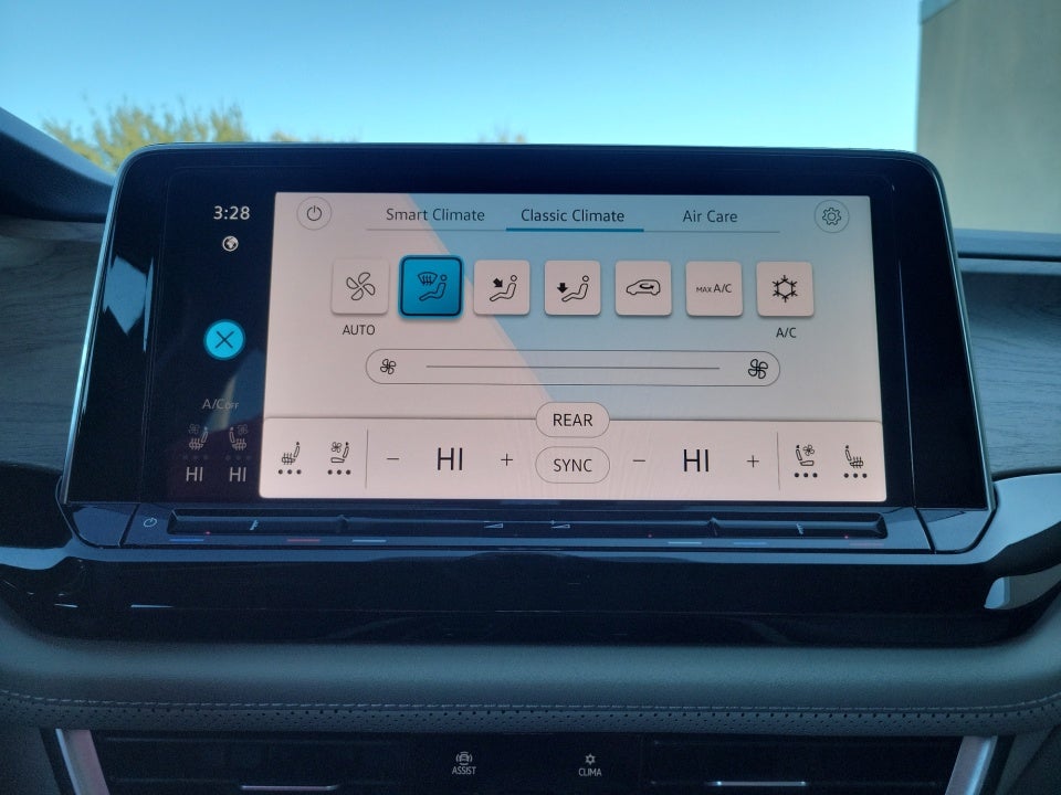 2026 Volkswagen Atlas SE with Technology