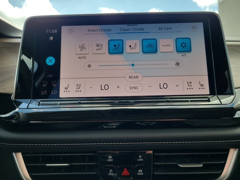 2026 Volkswagen Atlas SE with Technology