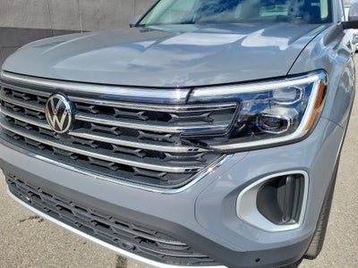 2026 Volkswagen Atlas SE with Technology